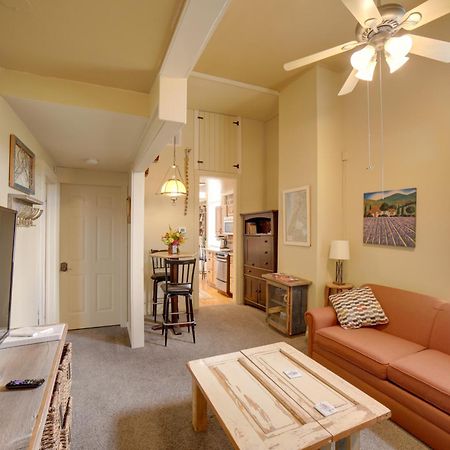 Walk To Water St And River Quaint Saugatuck Apt Екстер'єр фото