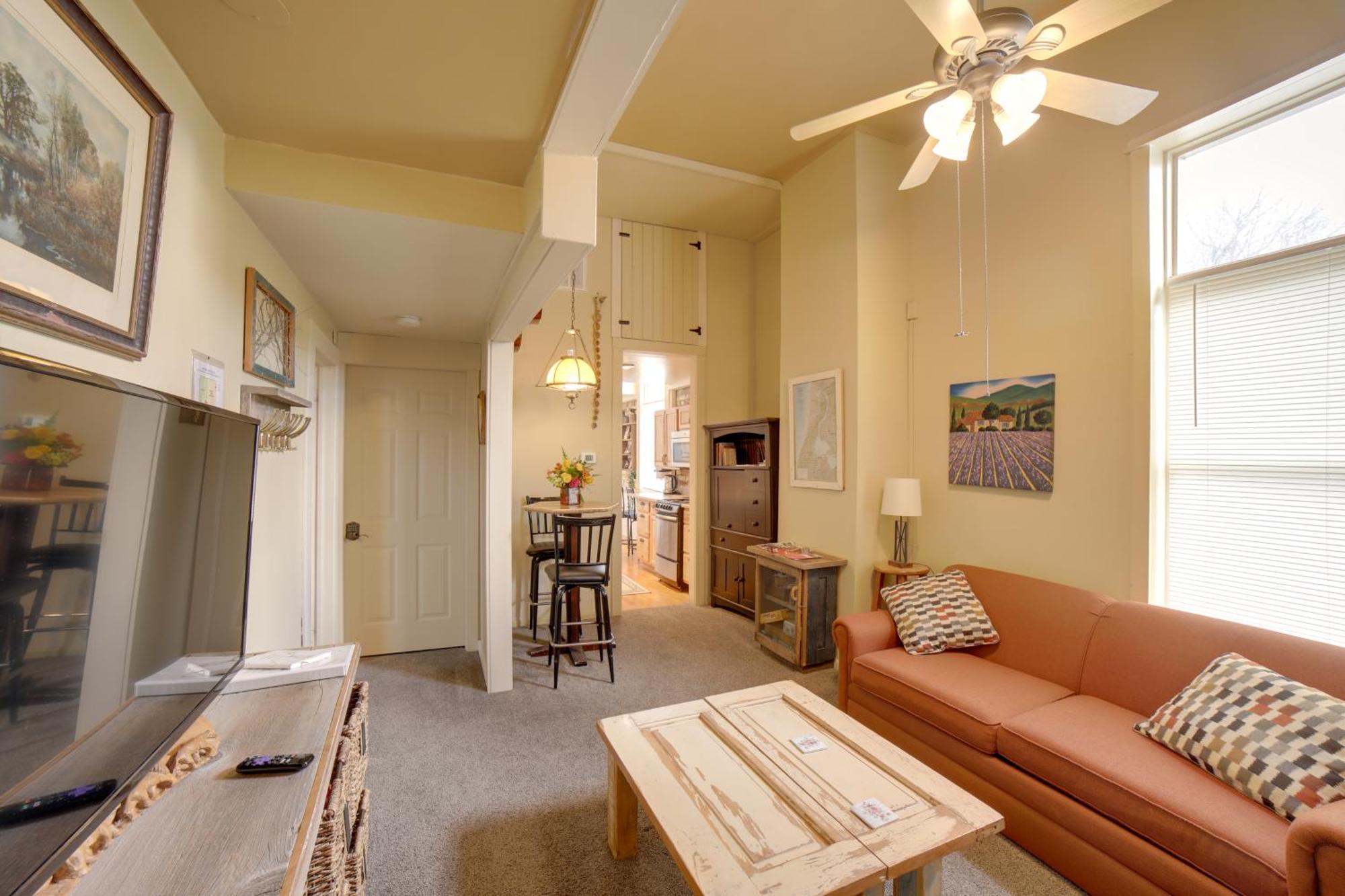 Walk To Water St And River Quaint Saugatuck Apt Екстер'єр фото