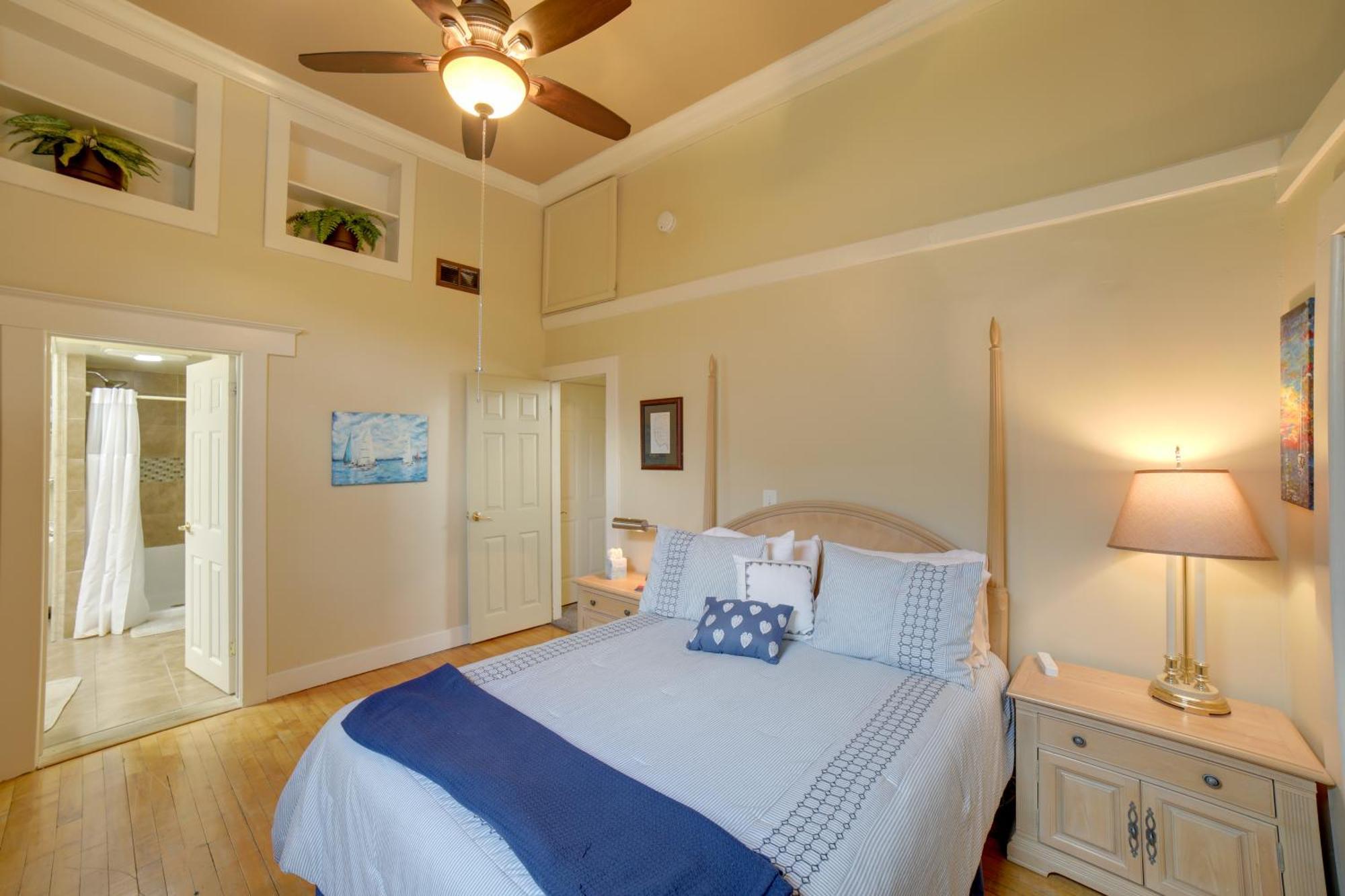 Walk To Water St And River Quaint Saugatuck Apt Екстер'єр фото