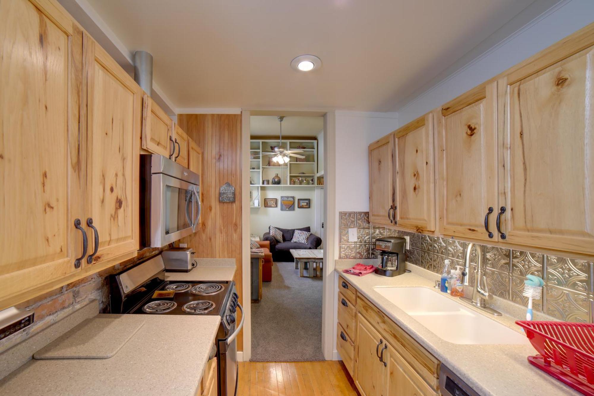 Walk To Water St And River Quaint Saugatuck Apt Екстер'єр фото